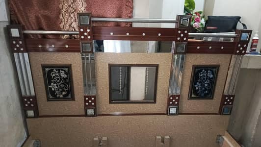 king size bed 6/6.5 with 2 side table with out mattress