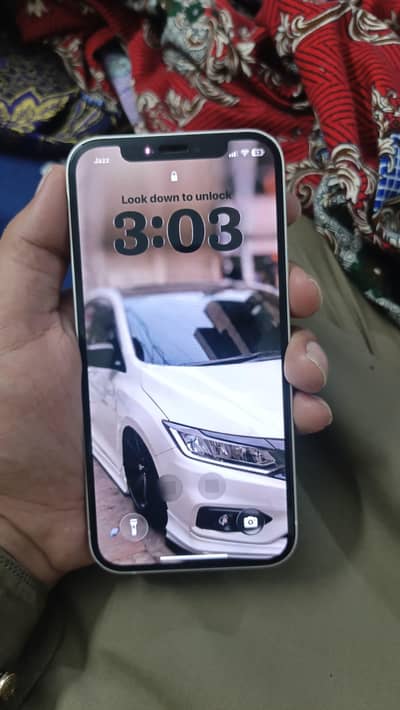 Apple iPhone 12