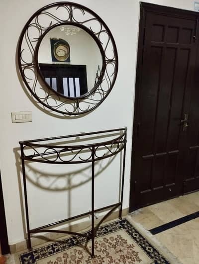 Mirror and Decoration Stand