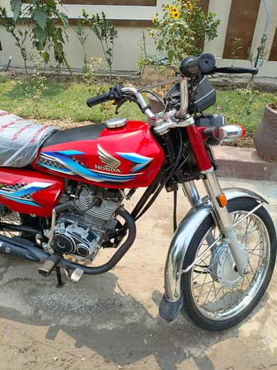 Honda 125 23/24 model