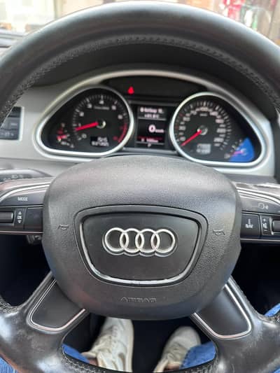 Audi Q7 2012