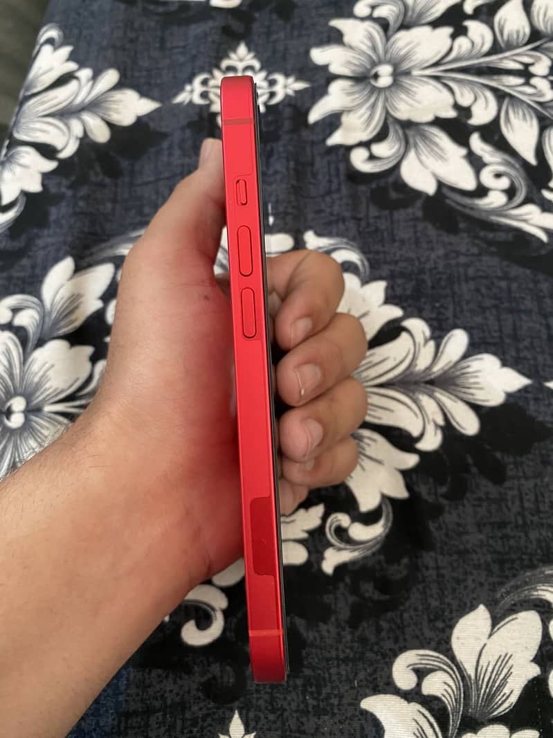 iPhone 14 0