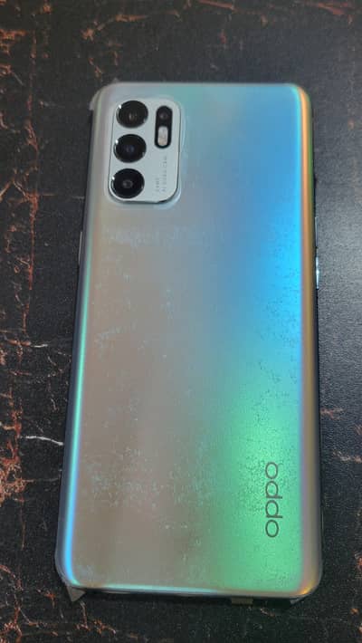 OPPO Reno6