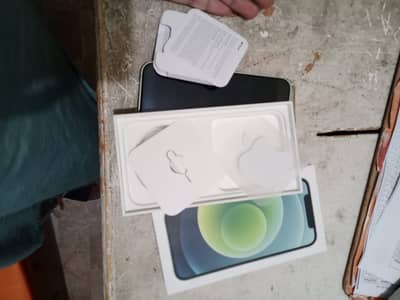 Apple iPhone 12
