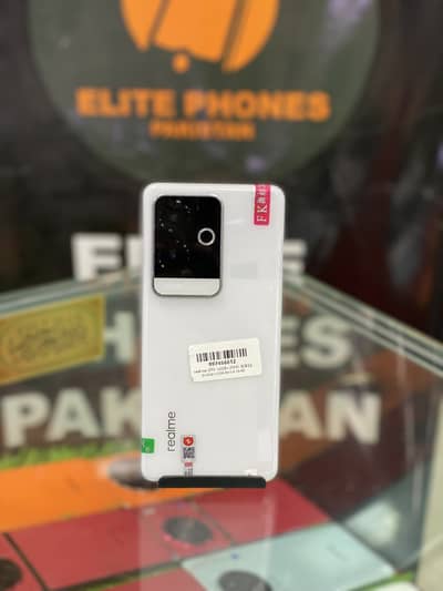 Realme GT 6