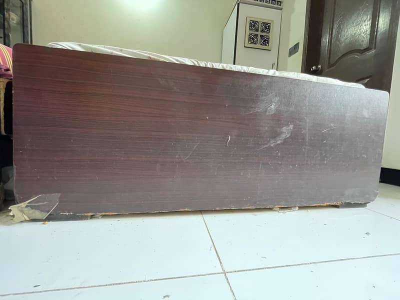single bed 6