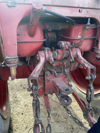 Russi Tractor 510 model, 2009 in Red colour