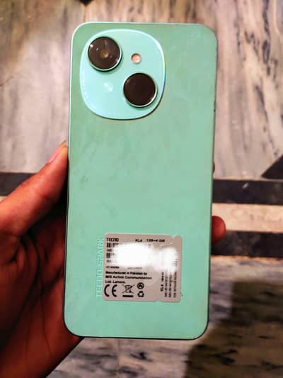 Tecno Spark Go 1