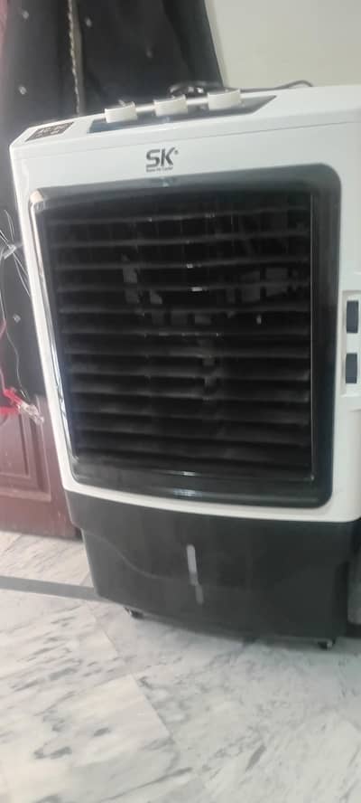Ac/ Dc cooler