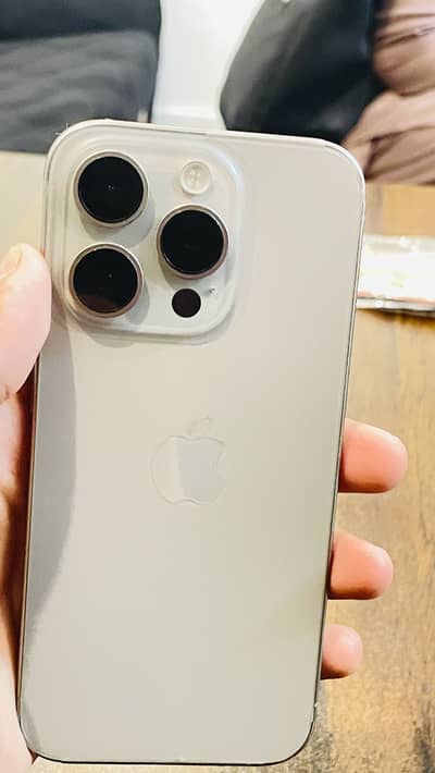 Apple iPhone 15 Pro