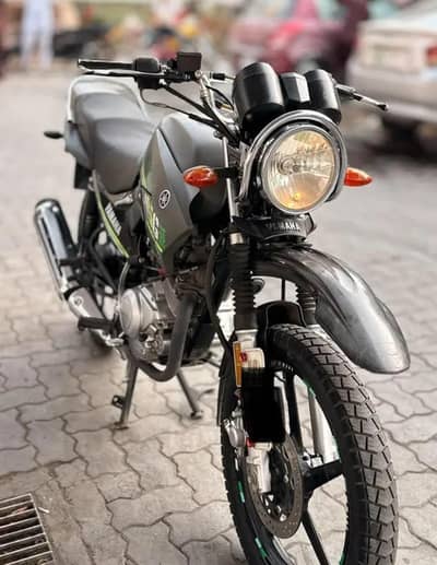 Ybr G special edition