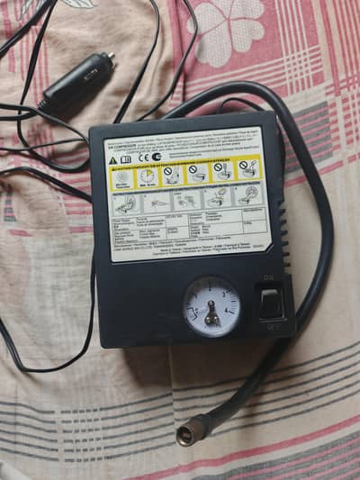 CAR AIR COMPRESSOR MADE IN TAIWAN