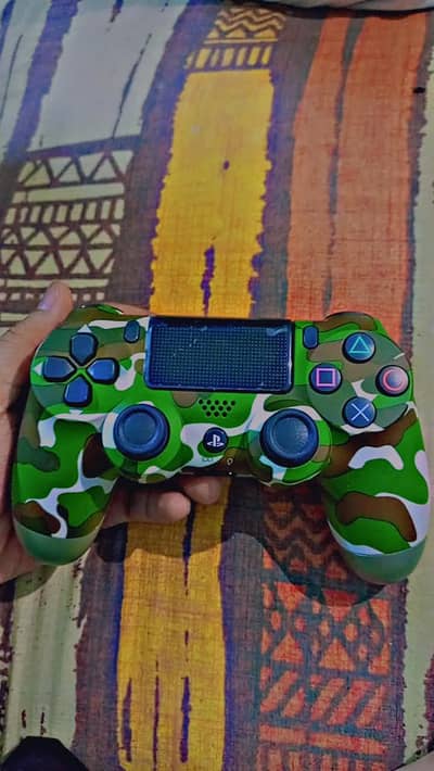 Playstation 4 Wireless Camo Green Controller Special Edition