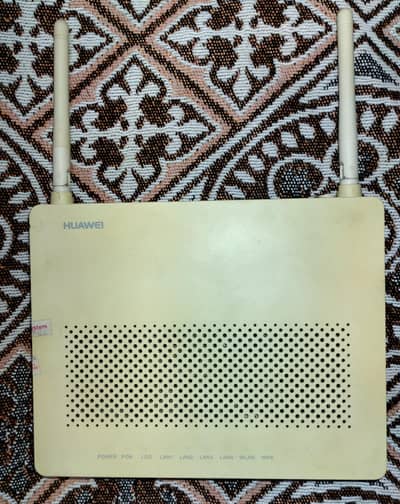 Huawei fiber wifi router or modem with double antina
