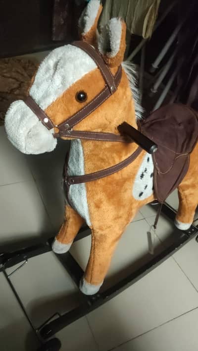 swing horse 
