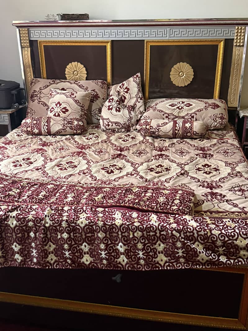 King bed 1