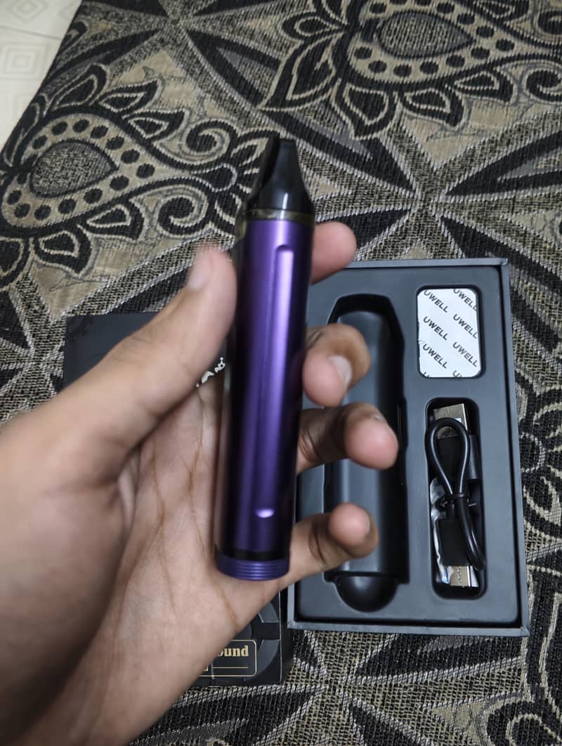 Crown D 2