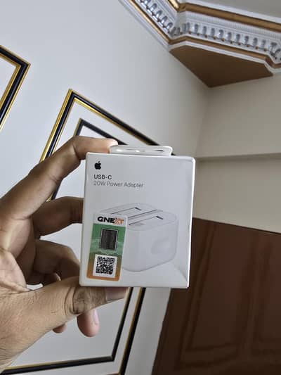 Apple Adapter Charger 20W original with Box