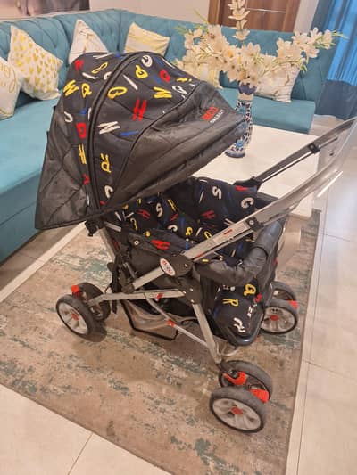 selling slightly used baby pram in excellent condition.