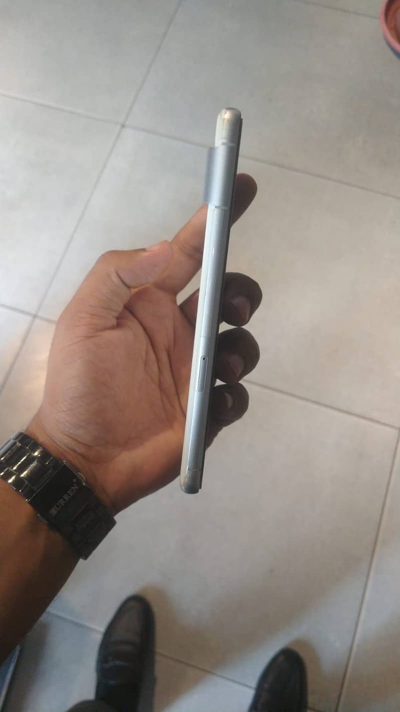 Google Pixel 7 3