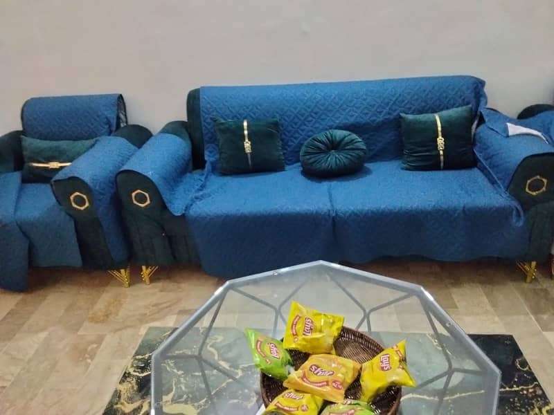 Sofa Set 0