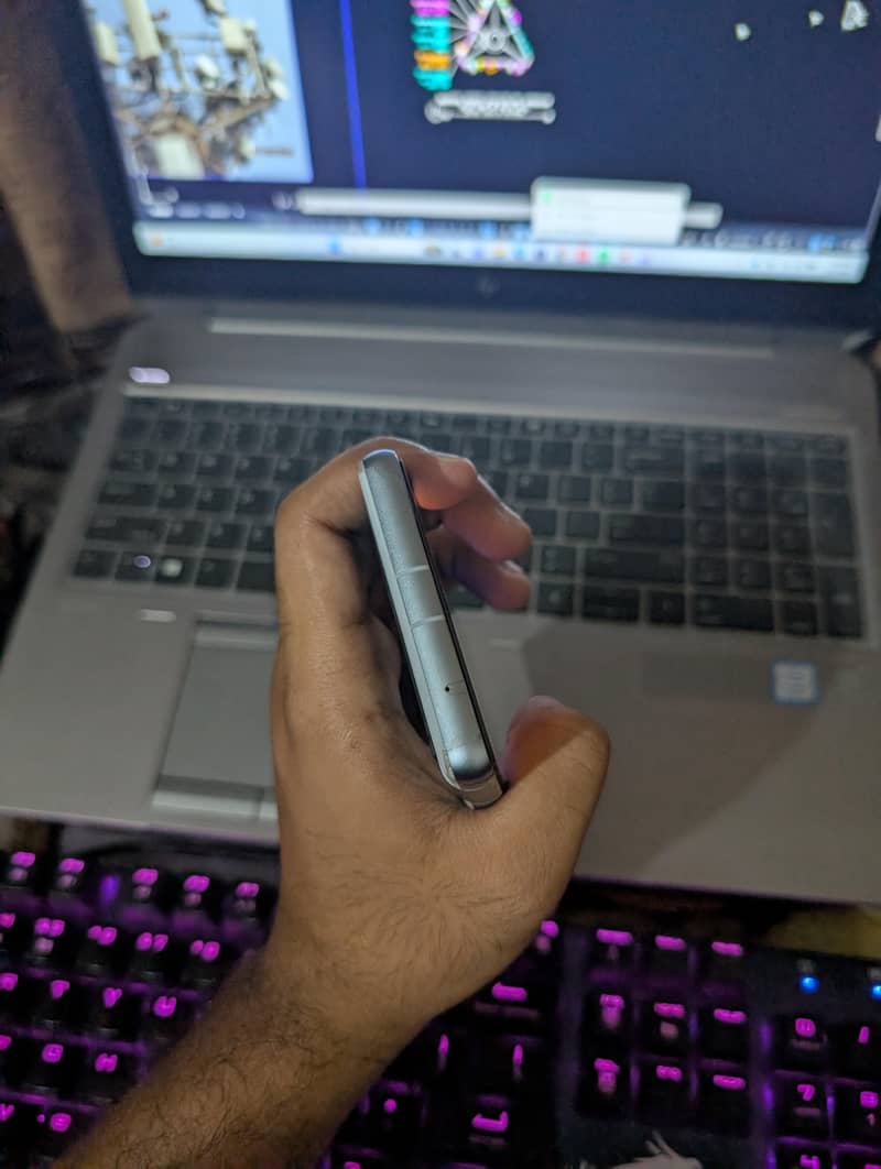Google Pixel 7a 2