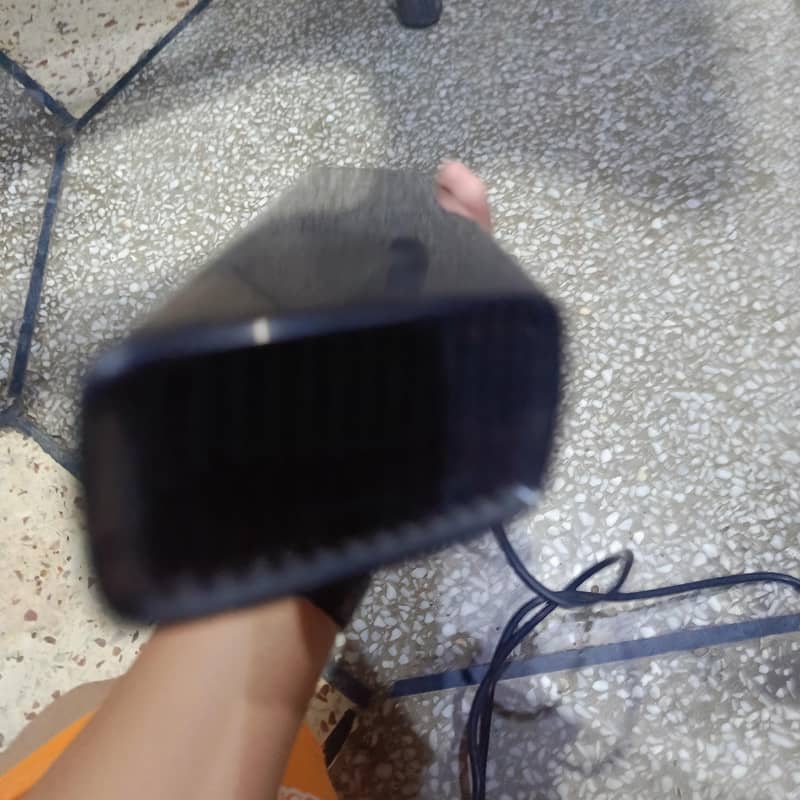 Xbox 360 with controller and Kinect 1
