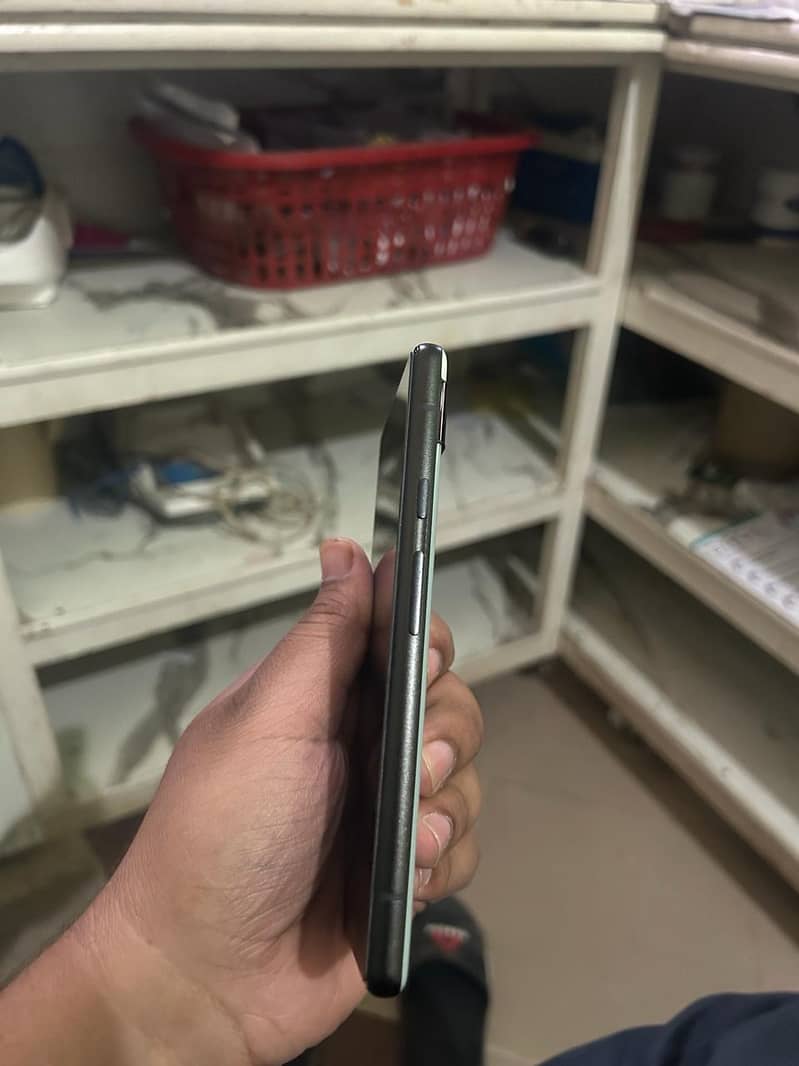 Google Pixel 6a 3
