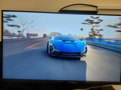 samsung 4k 32inch Hdr10+ led monitor best for 4k gaming and netflix