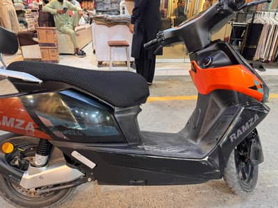 Asia Ramza M8 Electric Scooter – Excellent Condition