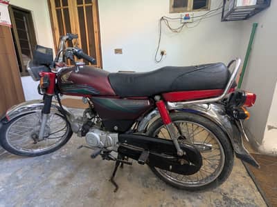 Honda CD 70 RED