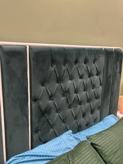 Queen Size Wooden Bed