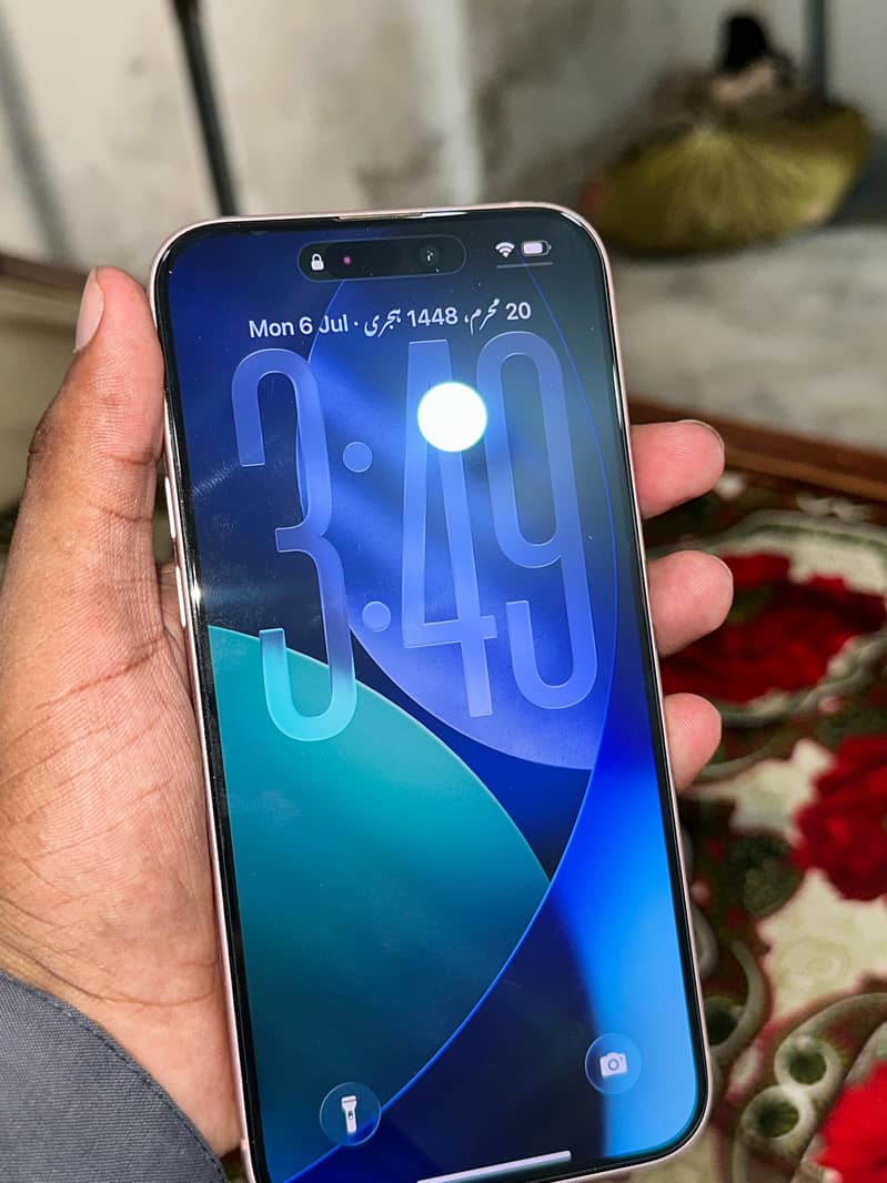 Apple iPhone 15 plus 0