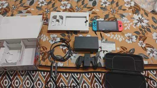Nintendo switch V2 complete with all accessories and original box