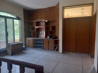 5Marla Corner House For Sale in Johar Town B3 Block Demand 225lakh