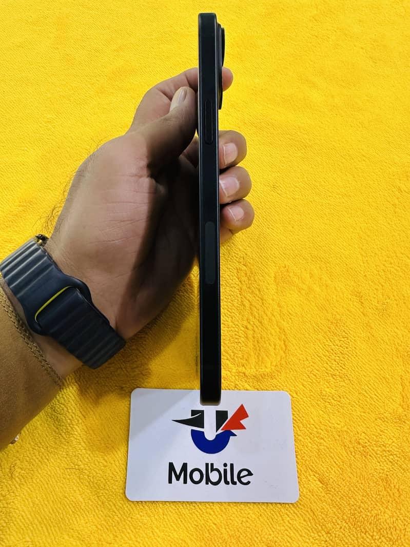 Apple iPhone 15 plus 2
