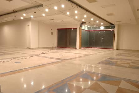 1350 Square Feet Brand New Commercial Property Non Furnished Corporation Office For Rent At Main Boulevard Gulberg 3 Lahore