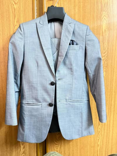 3 piece Boys suit