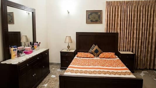 4-Piece Wooden Bedroom Set for Sale | Bed, 2 Side Tables & Dressing Ta