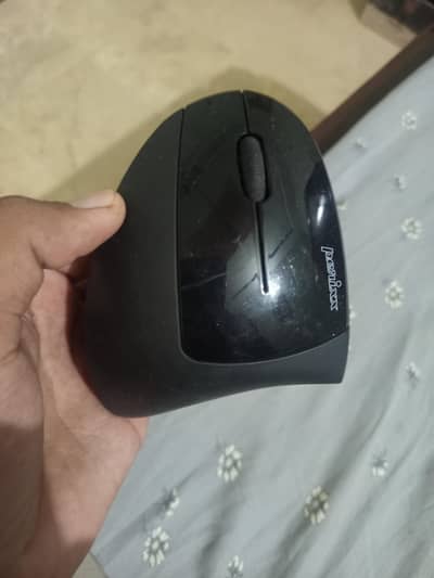 PERIXX PERIMICE 713-L ERGONOMIC WIRELESS MOUSE
