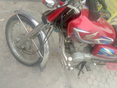 Title: Honda 125  2022 Model – Excellent Condition