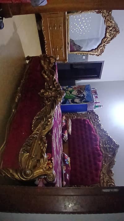 bed sidetable