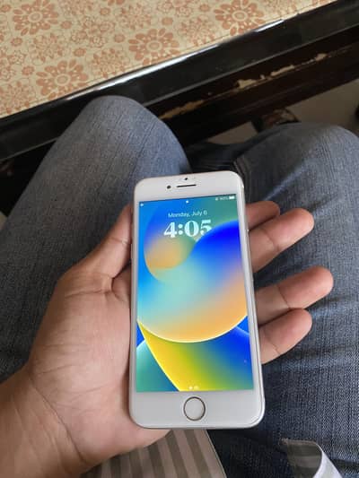 Apple iPhone 8