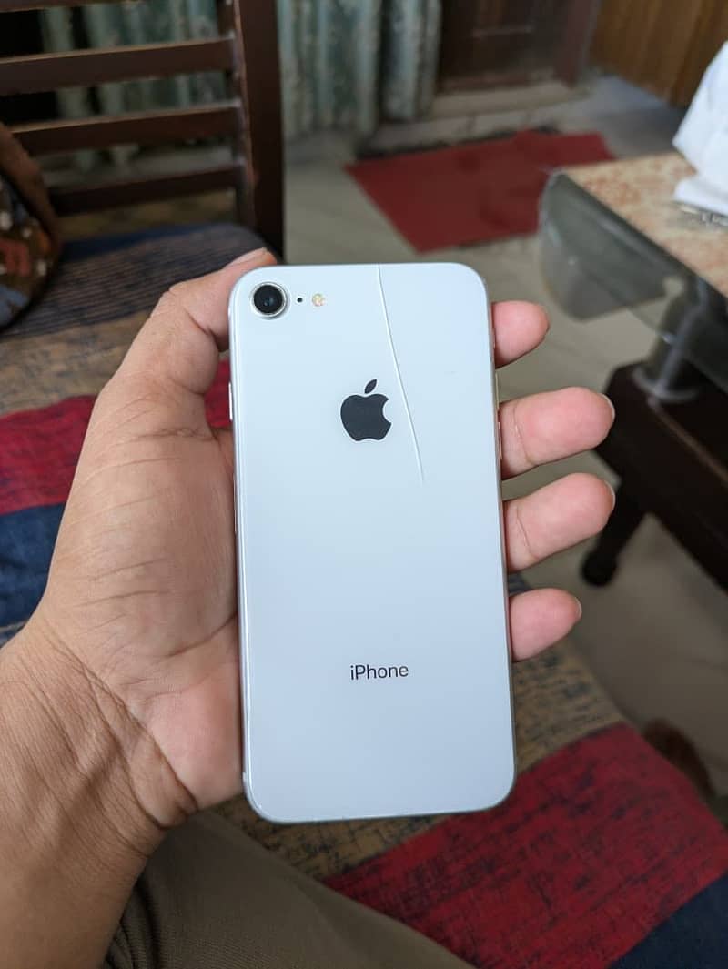 Apple iPhone 8 2