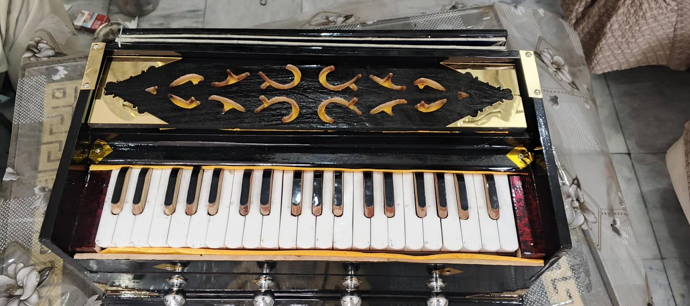 harmonium 3