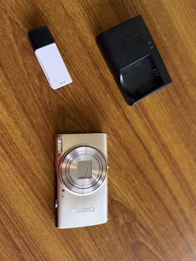 Canon IXY and EOS1300D (Body and Lens)