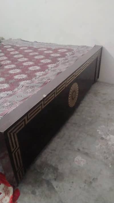 double bed without mattress