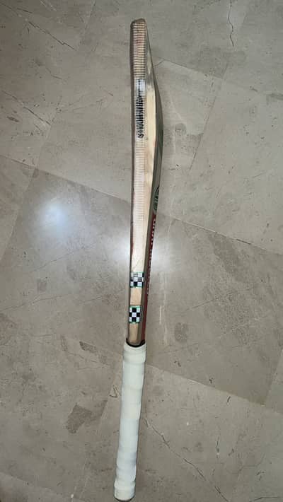 Cricket bat