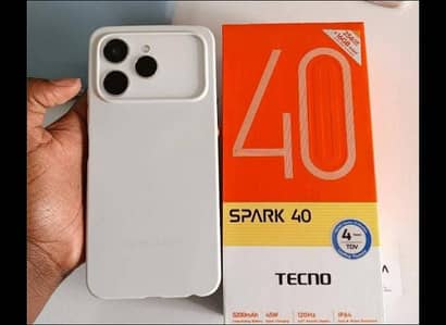 Tecno spark 40