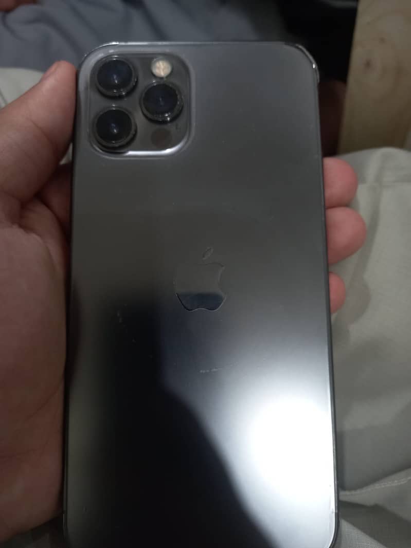 Apple iPhone 12 Pro 4